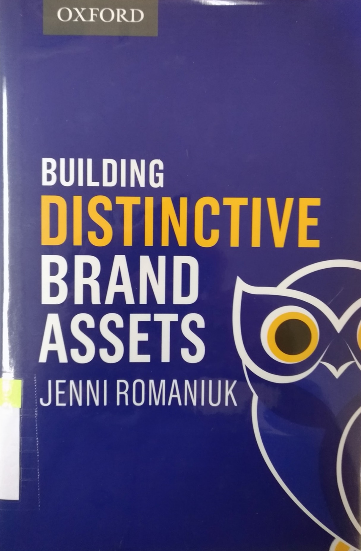 Cover of Building distinctive brand assets